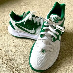 Nike Kyrie Low 2 TB Clover Promo Basketball Shoes Green White Sz 12.5